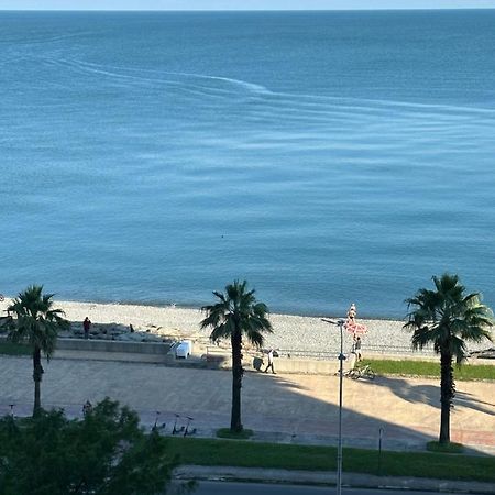 Liana Sea & Sky Suites Батумі Екстер'єр фото