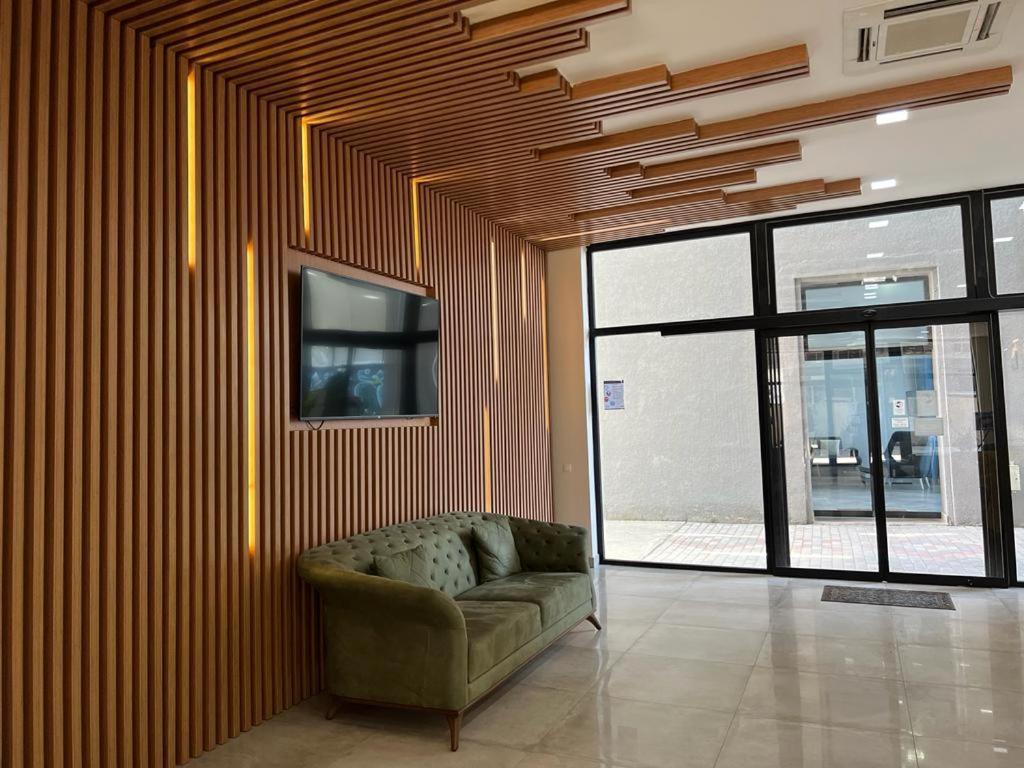 Liana Sea & Sky Suites Батумі Екстер'єр фото