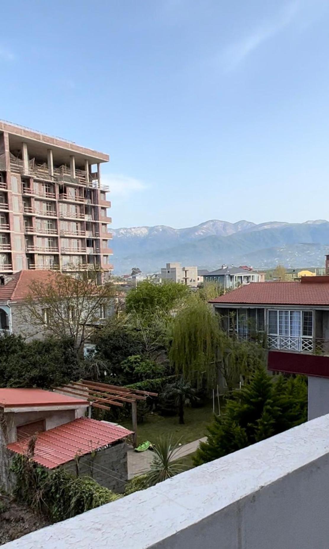 Liana Sea & Sky Suites Батумі Екстер'єр фото